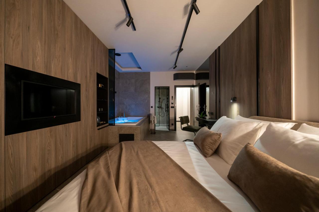 Velvet Rooms & More Zadar Bagian luar foto