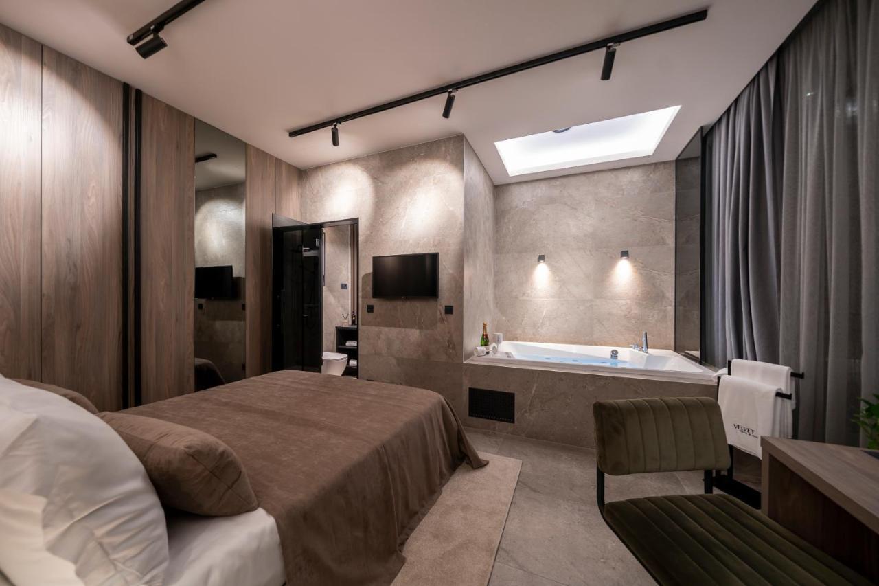Velvet Rooms & More Zadar Bagian luar foto